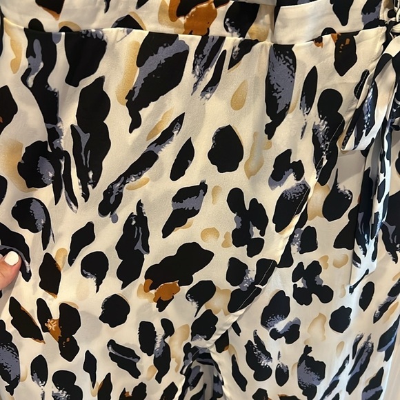 COPY - TCEC Maxi Dress - Picture 3 of 7